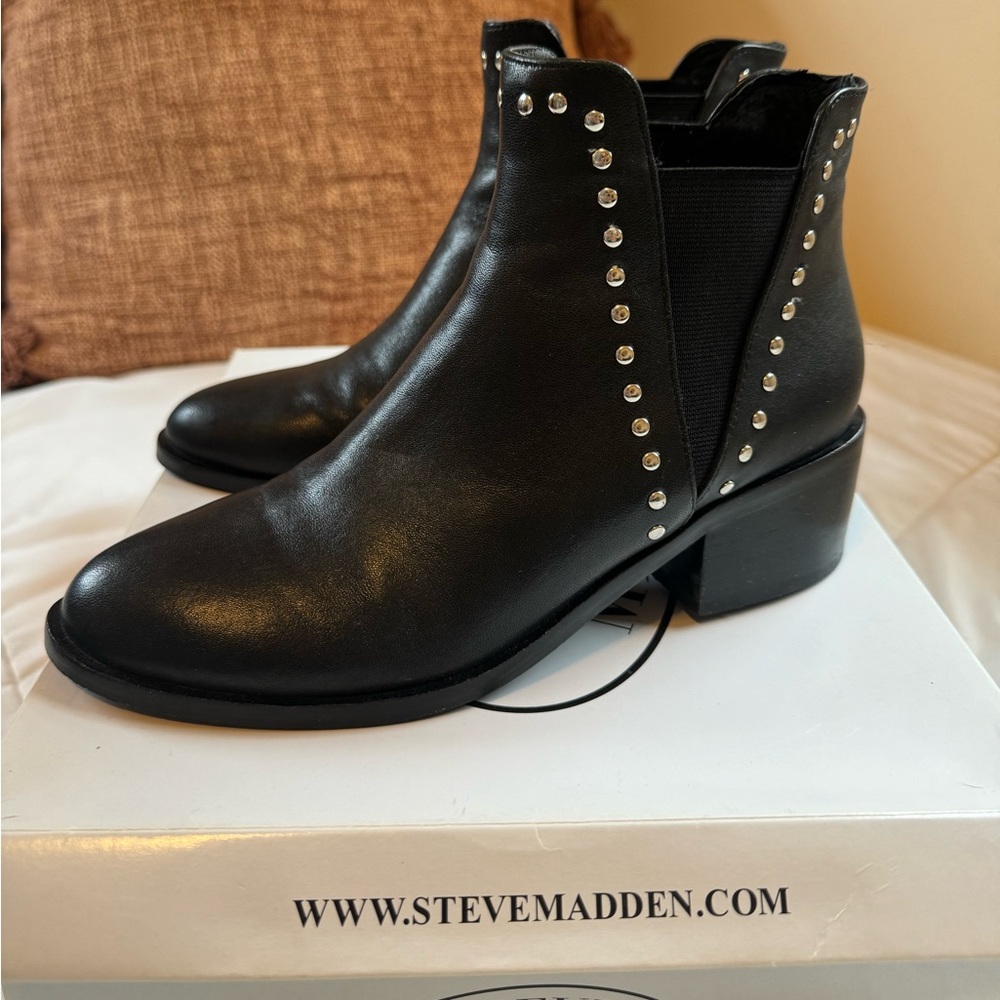 Steve Madden Booties
